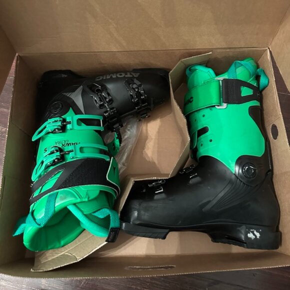 Atomic Hawx Prime 110 S GW ski boots #skiing main image 5